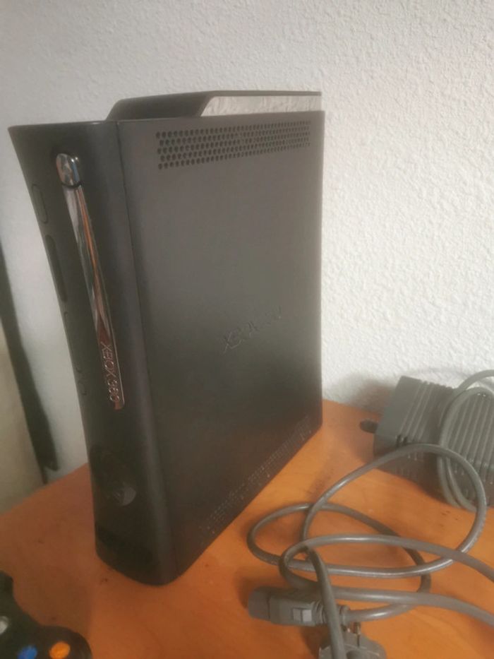 Xbox 360 noir - photo numéro 3