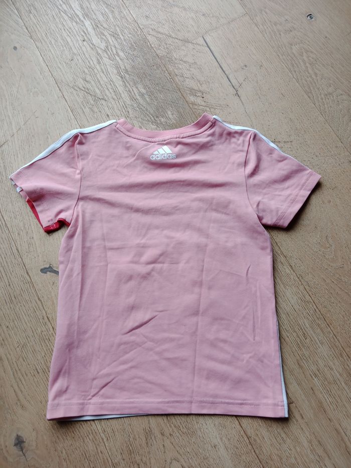Tee-shirt Adidas rose et blanc – Taille 5 ans - photo numéro 2