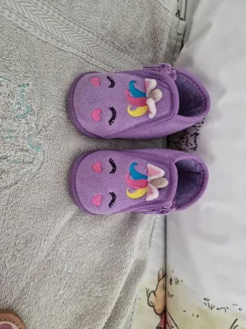 Pantoufles licorne