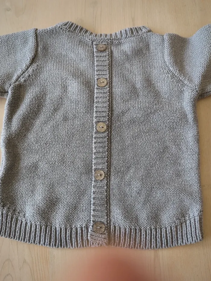 Pull 18 mois - photo numéro 2