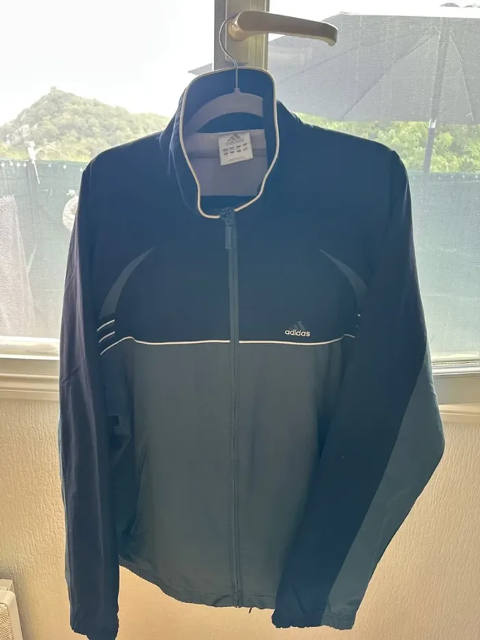 Survêtement, Adidas complet
