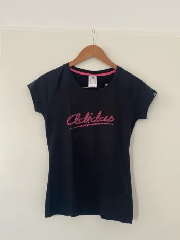 T-shirt Adidas noir et rose