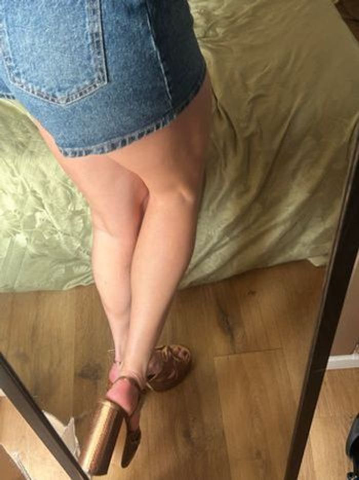 Talons hauts brillants couleur bronze primark - photo numéro 4