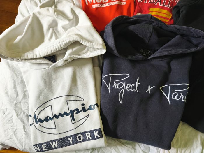 Lot sweats et T.Shirt taille S ado garçon - photo numéro 2