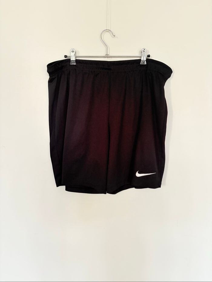 Short Nike