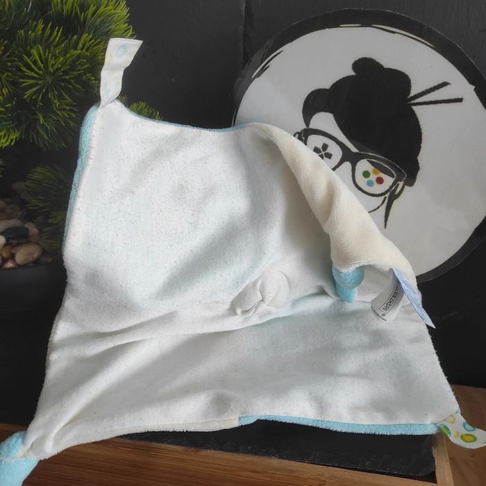 doudou lapin bleu blanc pomme Pommier gipsy Bonnet Beige Jaune #geektradedoudou - photo numéro 2