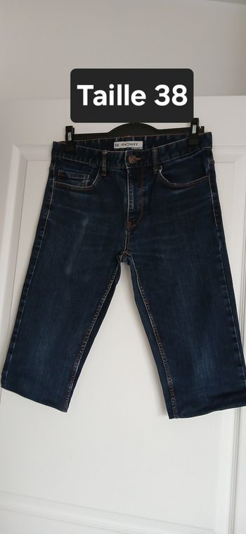 Bermuda jeans homme Taille 38 marque Kiabi 