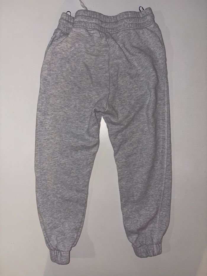 Ensemble de jogging gris H&M fille 6-7 ans - photo numéro 4