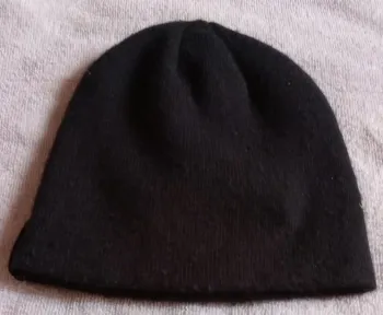 Bonnet enfant noir Mc Kinley