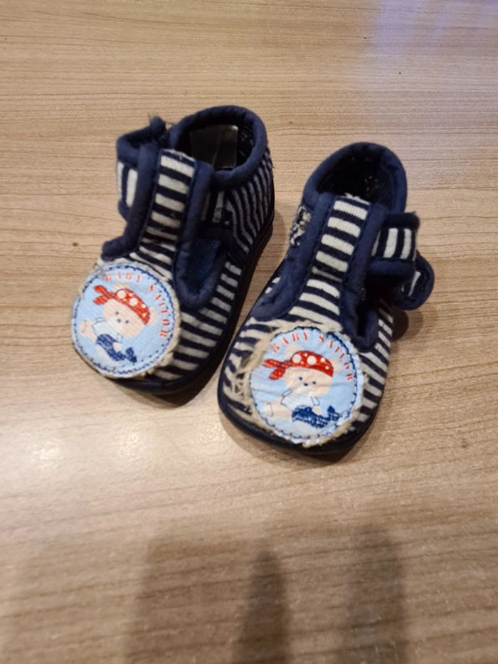 Chaussons taille 17