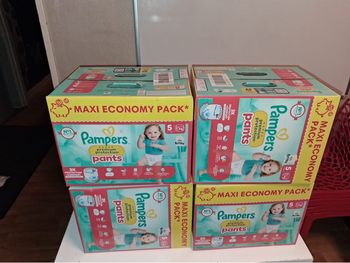 Couches Pampers premium protection pants T5
