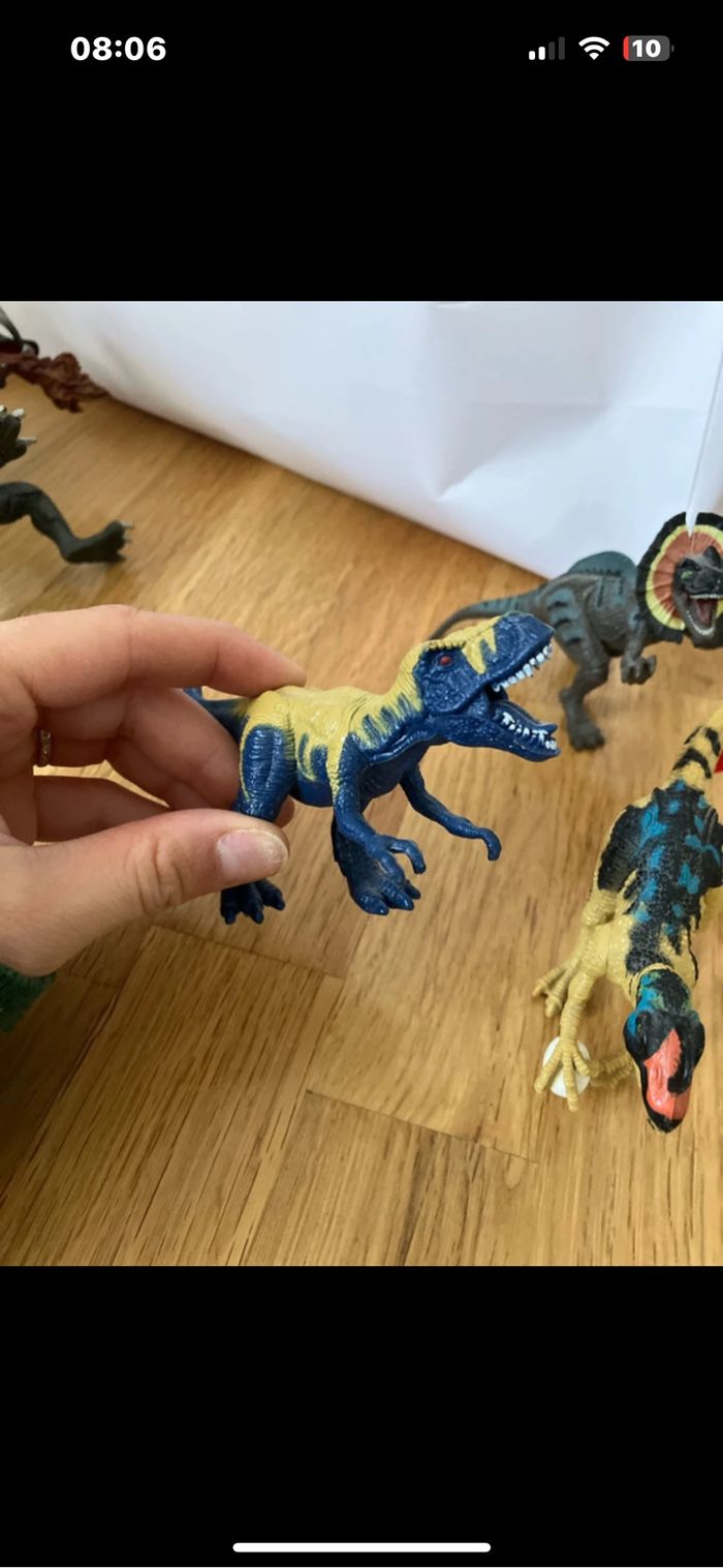 Lot 4 dinosaures - photo numéro 2