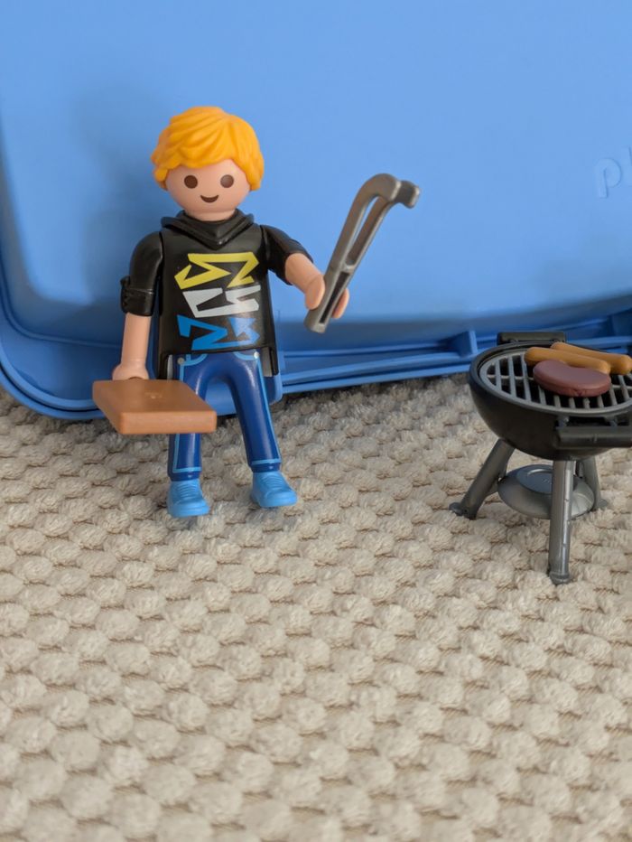 Playmobil Family Fun 5649 Valisette barbecue - photo numéro 2