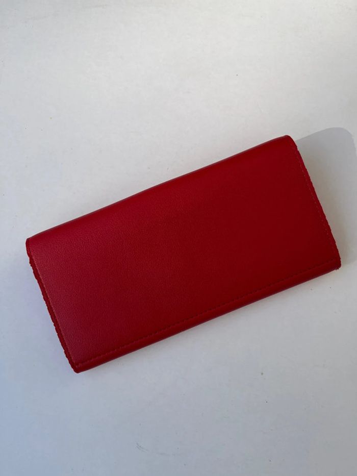 Portefeuille rouge avec noeud papillon argenté - photo numéro 4