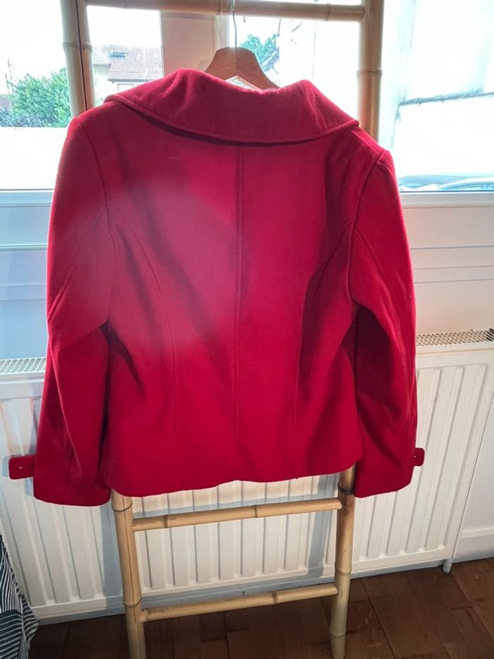 Manteau rouge - photo numéro 5