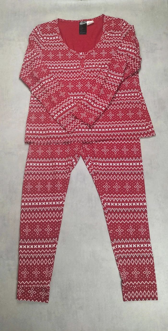 Ensemble pyjama H&M rouge motifs nordiques – Taille XL