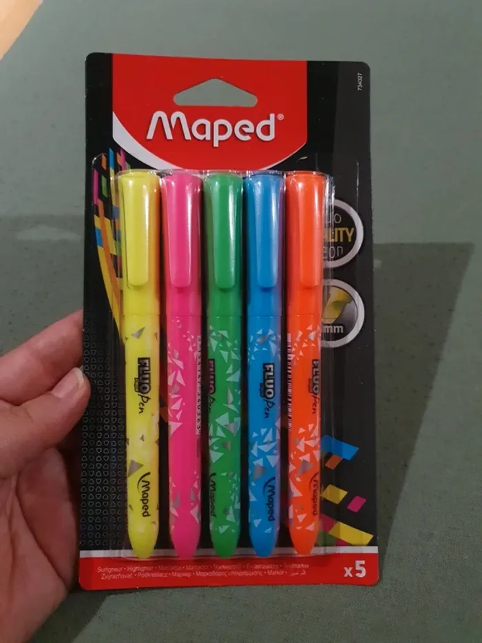 Lot surligneurs maped et bic 4 couleurs - photo numéro 2