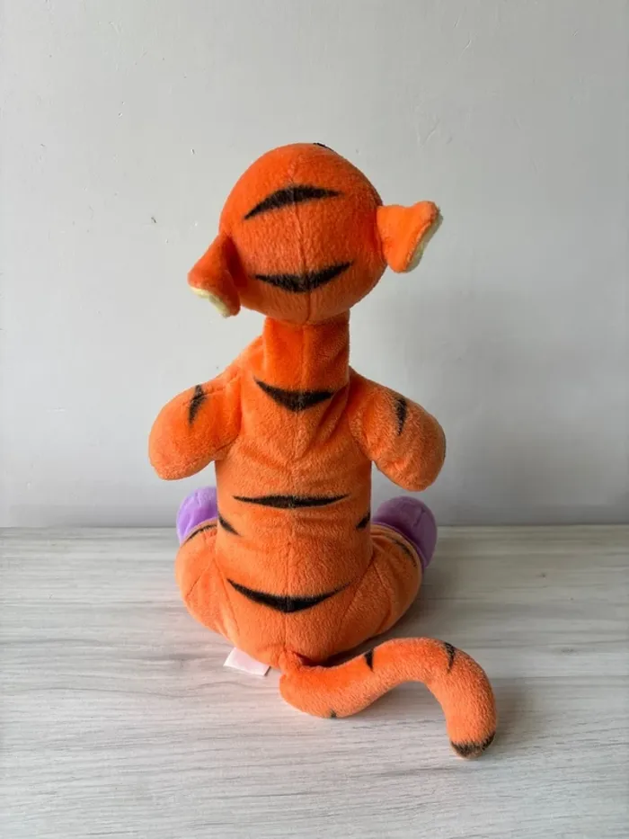 Peluche tigrou Disney - photo numéro 2