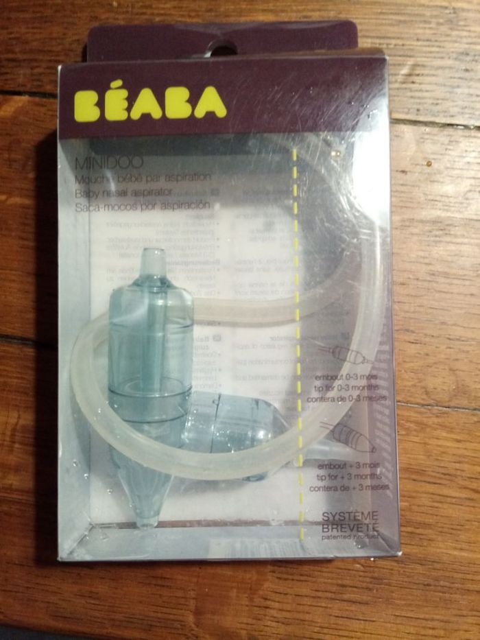 Mouche bébé beaba