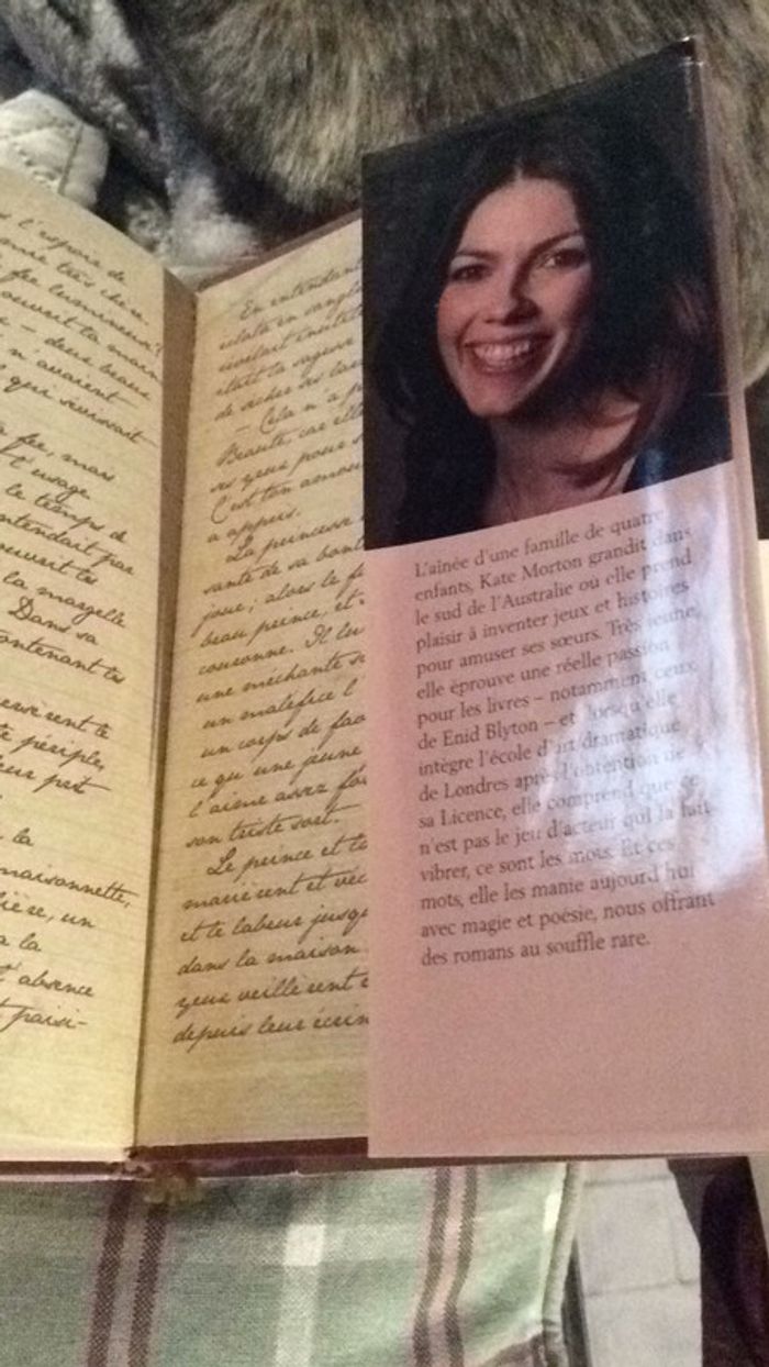 # le jardin des secrets par Kate Morton - photo numéro 9