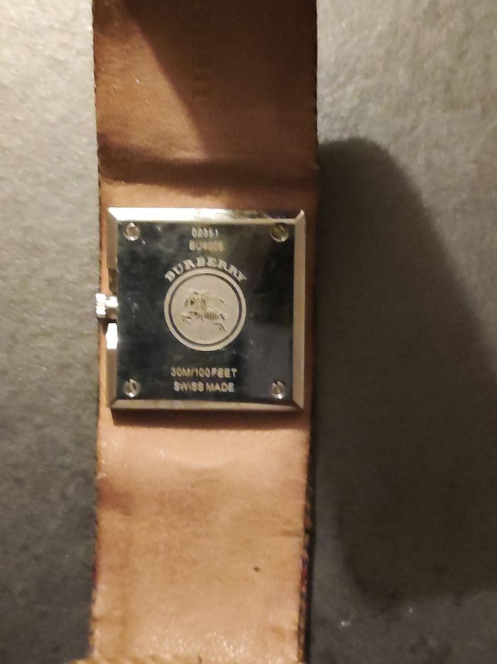 Montre Burberry - photo numéro 3