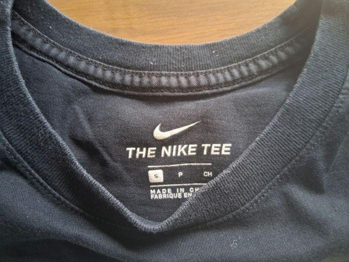Lots de 2 tee-shirts Taille S (Champion et Nike) - photo numéro 3