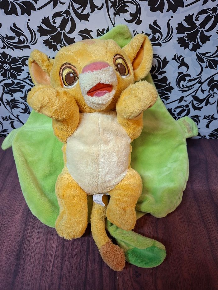 Peluche simba bébé roi lion couverture feuille disneyland paris - photo numéro 4