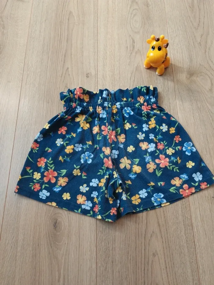 Short fille 4 ans - photo numéro 3