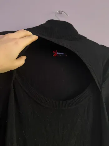 Robe noir sinequanone