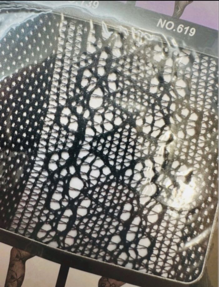 🌼 collants noir dentelle sur le côté 🌼 - photo numéro 3