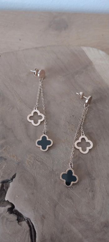 Boucles d'oreilles trèfles