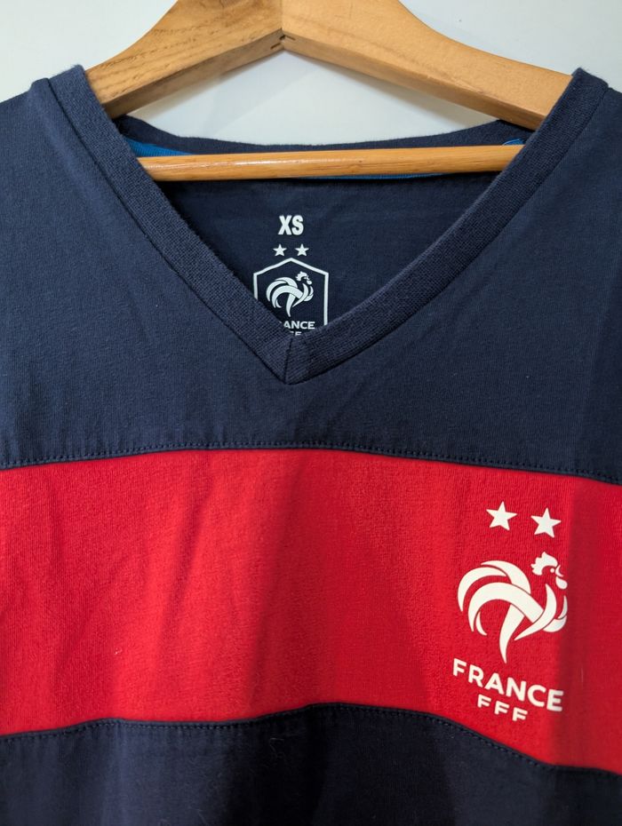Tee Shirt équipe de France ⚽🇫🇷 - photo numéro 2