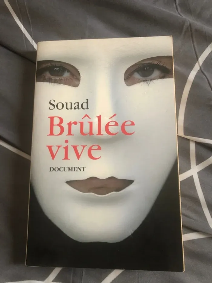 Livre Souad brûlée vive histoire vrai 📕 - photo numéro 2