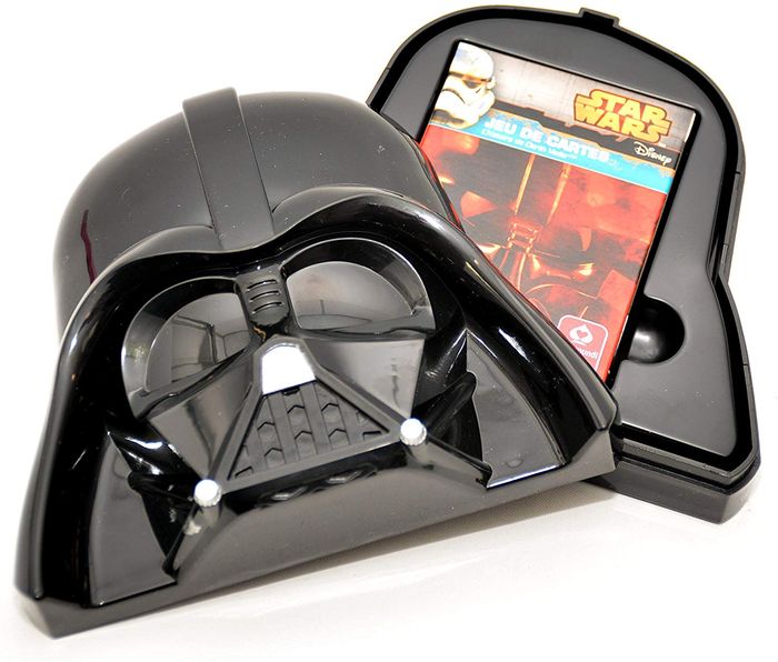 COFFRET STAR WARS 2 MASQUES DARK VADOR ET STORMTROOPER ET JEU DE CARTES - photo numéro 2