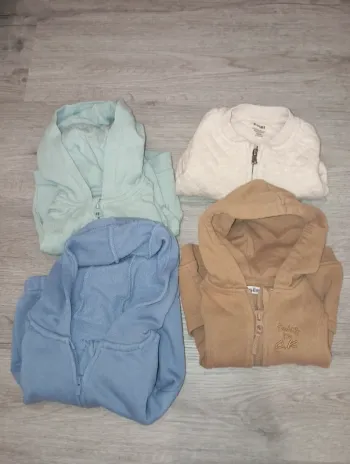 Lot gilets garçon