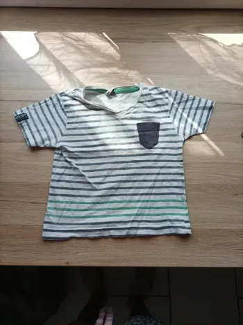 Tee shirt