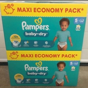 2 carton Pampers taille 5