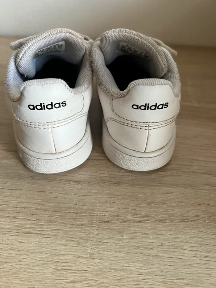 👟 Adidas enfant - Pointure 25 (UK 7K / US 8K) - photo numéro 3