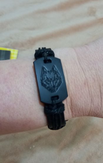 Bracelet cuir plaque tete de loup noir mat