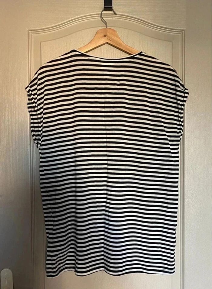 T-shirt à rayures noir et blanc – Taille S - photo numéro 2