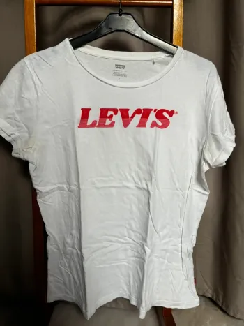 T-shirt Levis taille M
