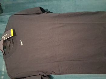 Robe nike neuve 