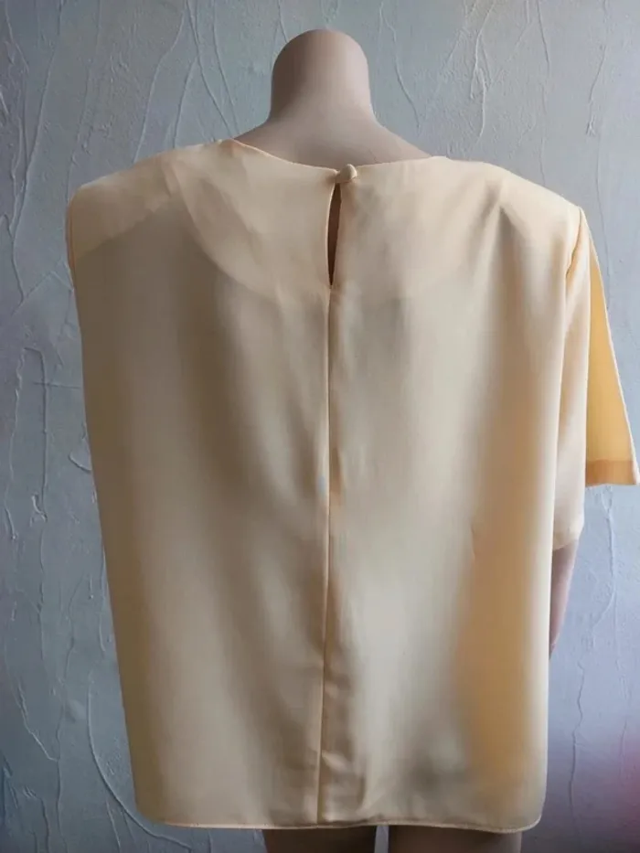 Blouse élégante jaune Taille 48 - photo numéro 6
