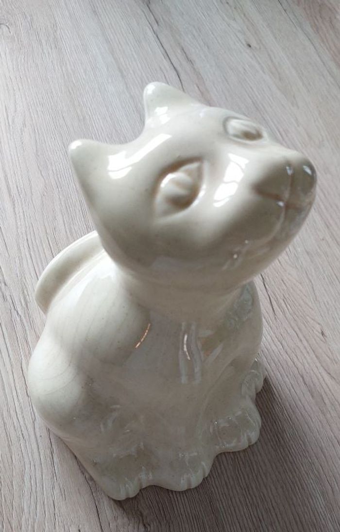 Chat déco beige moderne