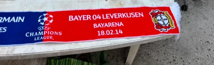 Écharpe PSG Ligue des Champions 2014 – Match contre Leverkusen + autographes verratti - photo numéro 4