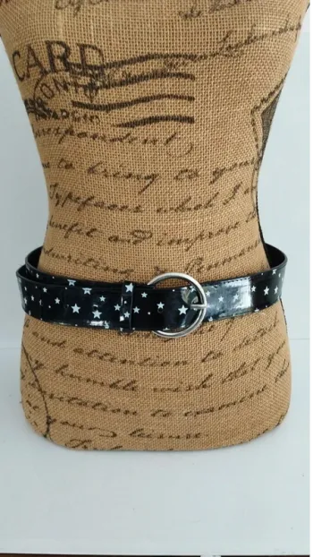 Ceinture noire étoiles blanche 90 cm