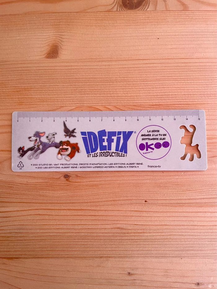 Règle 15cm Idéfixe et les irréductibles