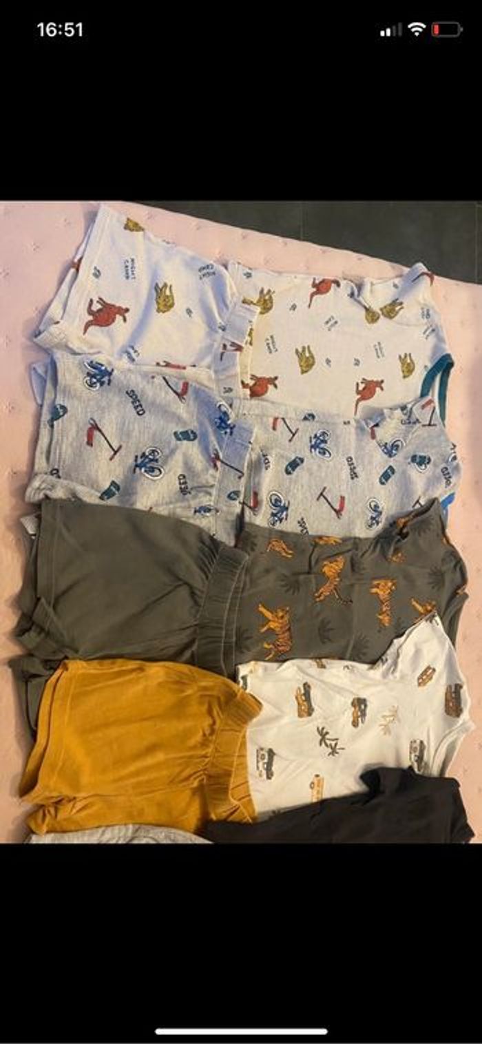 Lot pyjama  4 ans - photo numéro 2