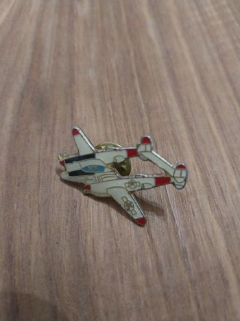 Pins pin's P-30 Avion armée US collector vintage