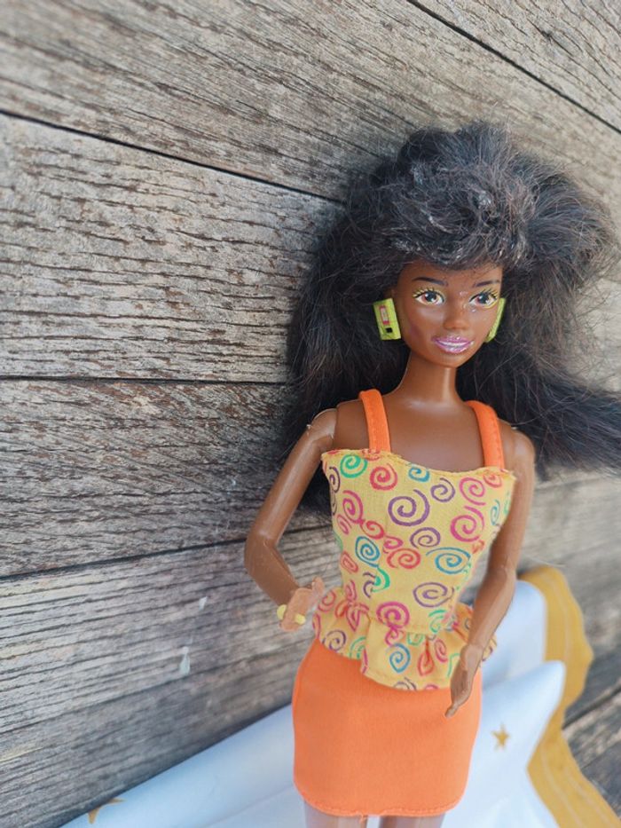 Barbie mattel poupée mannequin black noir fluo Christie glow the beat disco - photo numéro 7